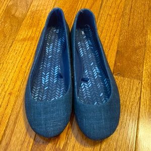 Time and tru size 8 denim flats.